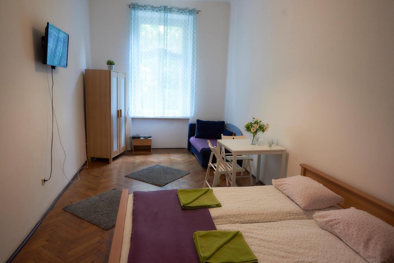 Apartament Pijarska 3 *